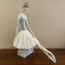Lladro Nao Daisa Spain figurine statue sculpture 14X10 Ballerina tall dancer vtg picture