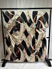 Vintage Japanese Silk kimono - Beautiful Flower pattern Black Kimono robe picture