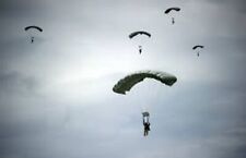U.S. Armed Forces MC-4 HALO Parachute - Black picture
