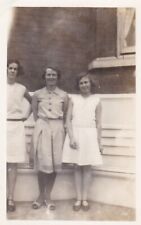 Vintage c1930s/1940s Snapshot Photo Three Ladies Friends FASHION  Family picture