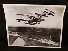 AMERICAN WARSHIPS OFF TO ATTACK JAP CONVOYS WITH BOMBERS - RARE WWII PRESS PHOTO picture