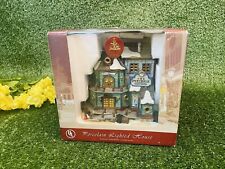 Lemax 2004 The Porthole Famous Seafood Porcelain Lighted House *WORKS Open Box picture