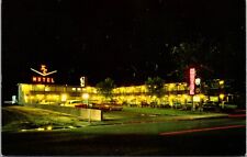 Postcard Nigh View of Town and Country Motel in Worland, Wyoming picture
