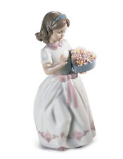 NEW LLADRO FOR A SPECIAL SOMEONE GIRL FIGURINE #6915 BRAND NIB FLOWERS SAVE$ F/S picture