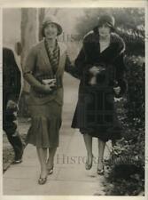 1929 Press Photo Tennis Star Helen Wills Arrives At St. Clement's Church picture