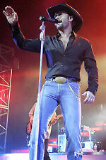 Tim McGraw 11x17 Mini Poster concert picture