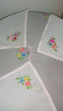 EMBROIDERY SILK FLORAL SQUARE TABLECLOTH & 3 NAPKINS HANDMADE 30 X 30 VINTAGE picture