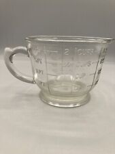 Vintage 1940’s Spry Glass.  Footed Measuring Cup Mixing Pitcher  D Handle. ￼ picture