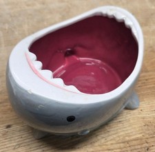SHARK ATTACK Bowl 2014 Ceramic Dish, Snacks, Jaws ThinkGeek picture