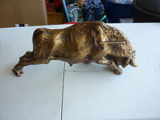 1970's UNIVERSAL STATUARY MCM Gold Bull Fight Large STATUE Resin picture