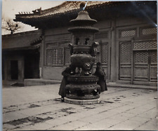 China, Beijing, In the Temple of the Lama, Vintage Print, ca.1910 Vintage Print Ti picture