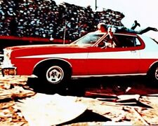 Starsky and Hutch David Soul holds on to roof of Grand Torino 8x10 inch photo picture
