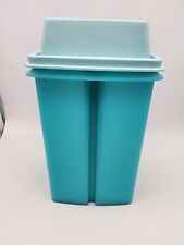 Tupperware Pick-A-Deli Pickle Keeper/Maker Container 1562-2 Large Aqua/Blue Lid picture