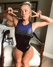 LIVVY DUNNE SIGNED 8x10 PHOTO MODEL GYMNAST SOCIAL MEDIA INFLUENCER BECKETT BAS picture