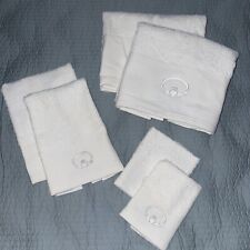 Irish Claddagh Hand Towel Embroidered Harry Stevenson Irish Gold Collection picture