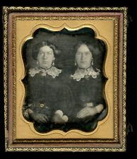 1840s Daguerreotype Two Sisters or Twins Holding Hands, 1/6th Plate, Very Nice picture