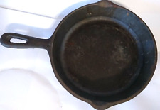 Vintage Cast Iron Skillet small UNMARKED Needs cleaning and seasoned picture