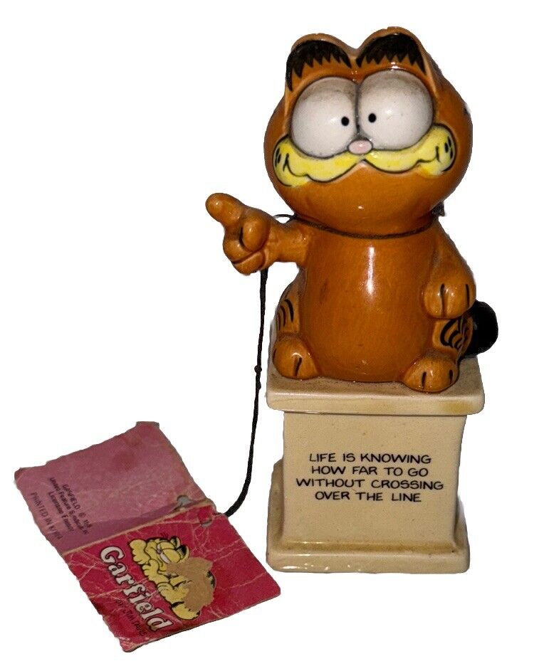 Vintage Garfield Figure
