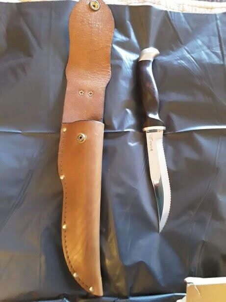 New Cutco #1769 hunting knife with new leather sheath