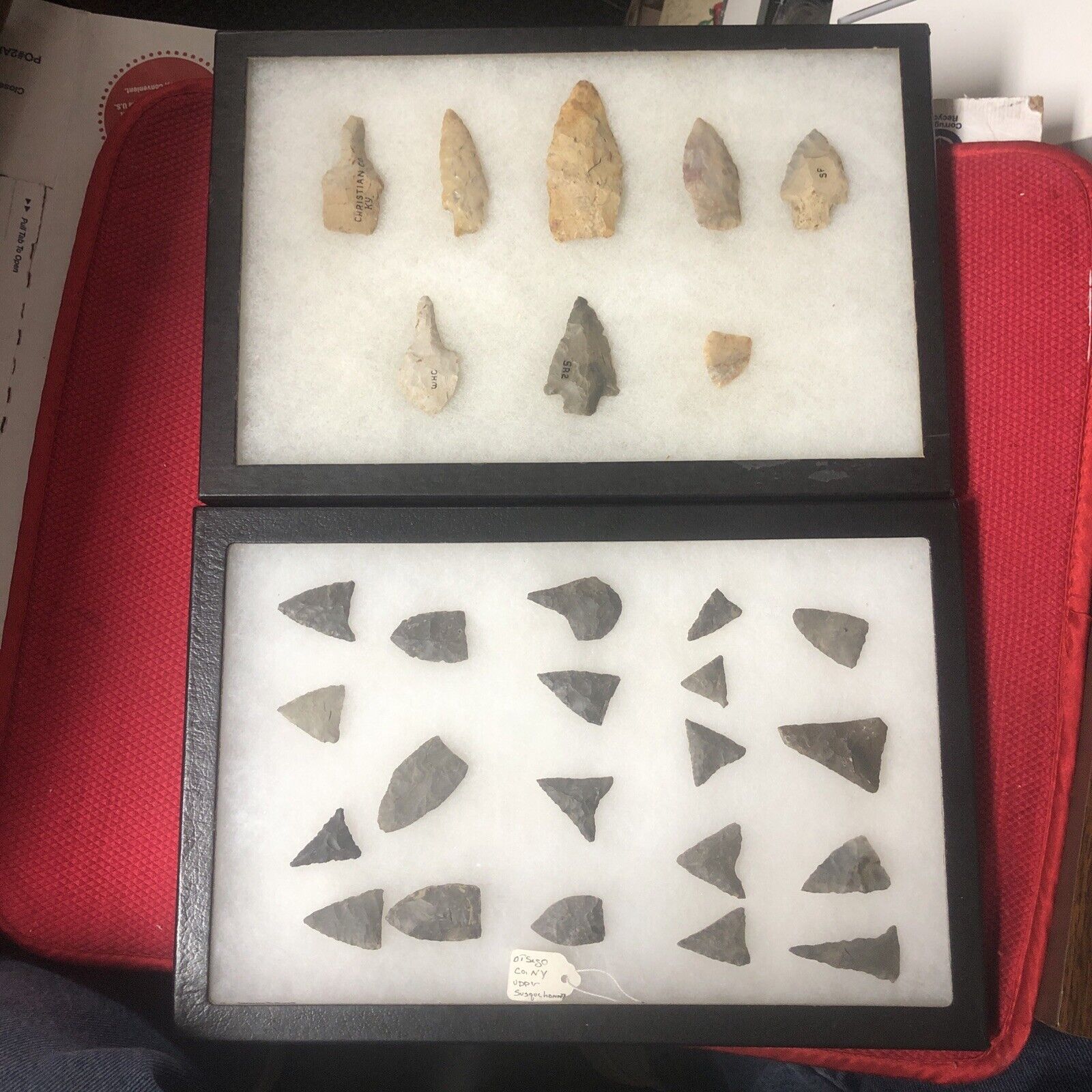 Lot Of 28 Arrowheads/Triangle Points Native American Genuine Indian Artifacts
