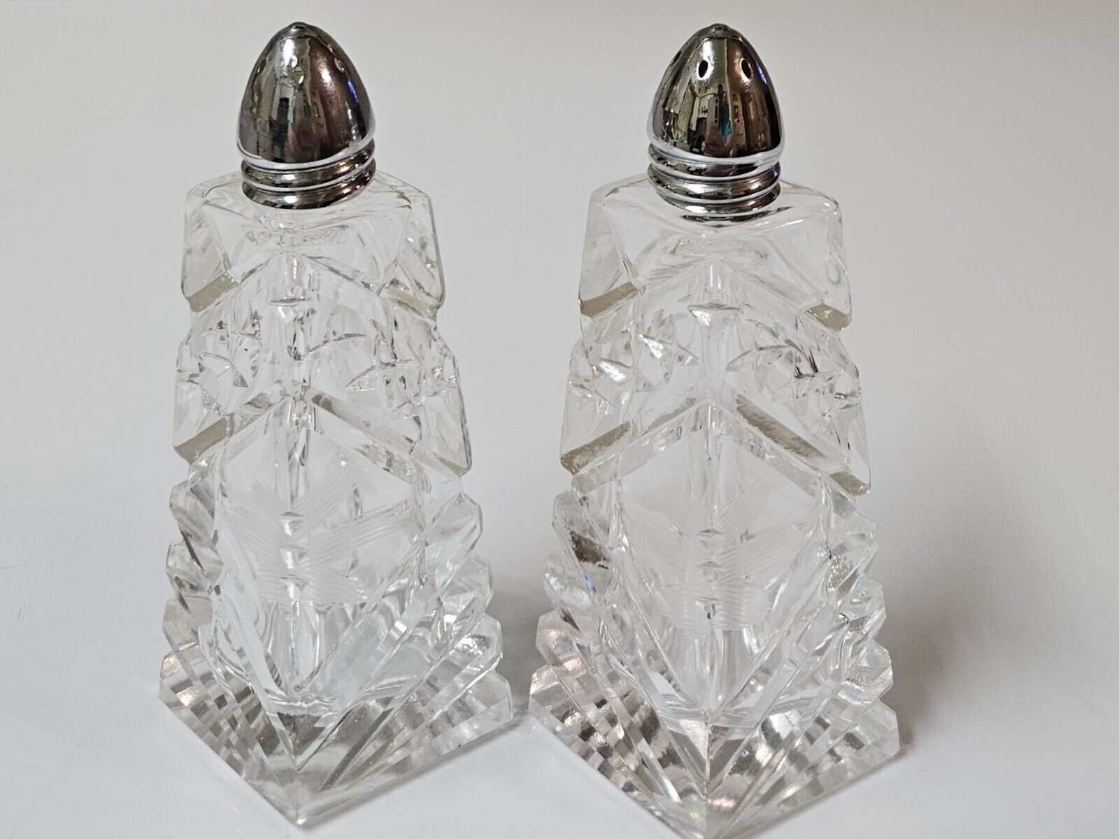 Vintage American Cut Crystal Corp Hand Cut Pair Of Salt and Pepper Preowned 