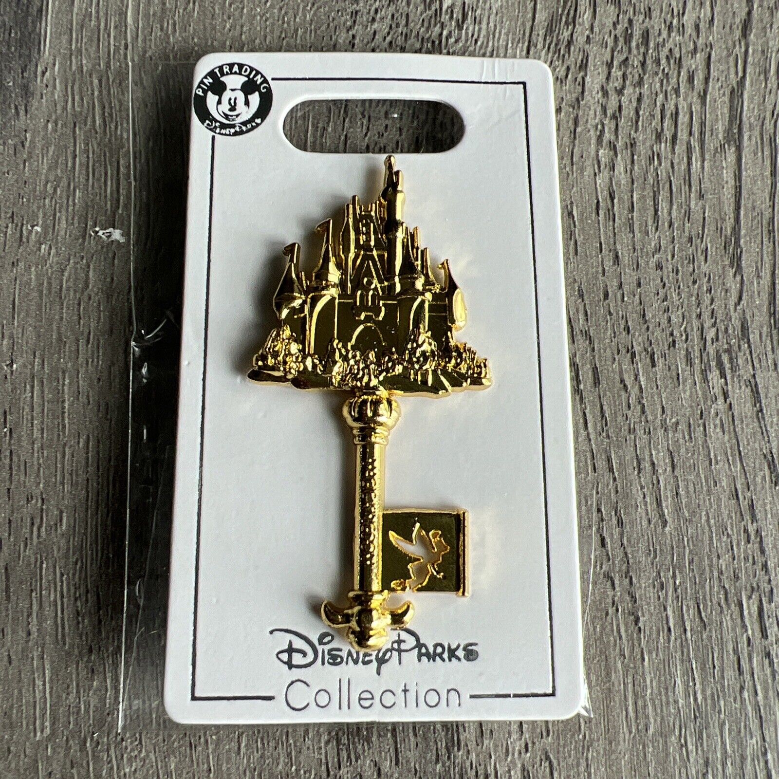 2012 WDW~Your Key to the Magic Passholder Exclusive~Gold Magic Kingdom Castle TB
