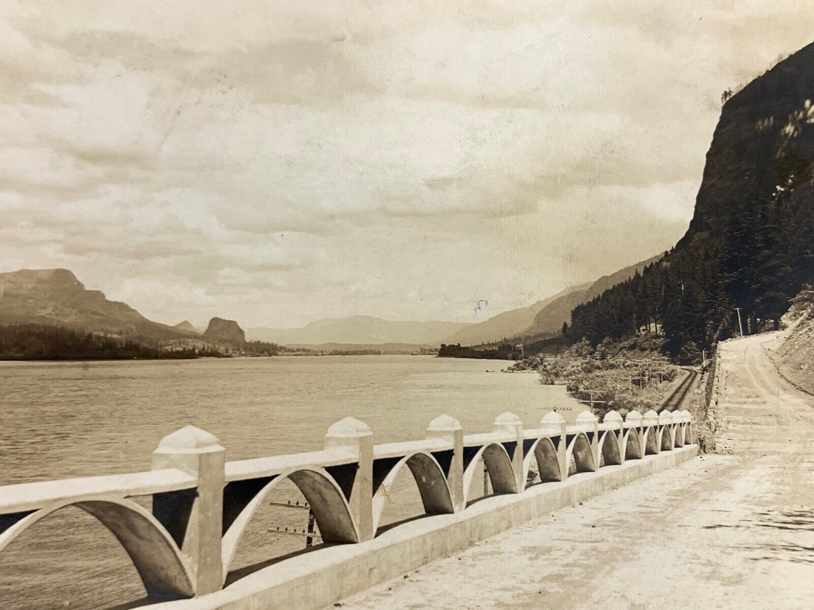 (Kg) RPPC Photo Postcard Photograph Columbia River Cross Dimmitt #251 Oregon