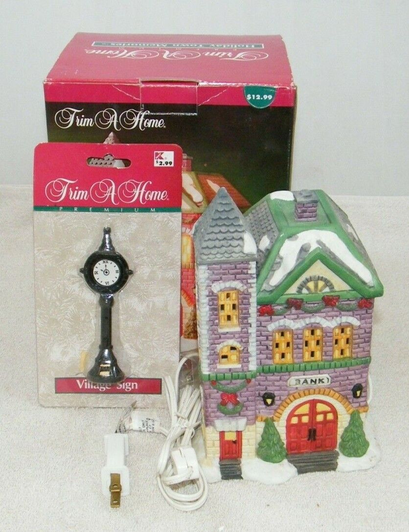 1995 TRIM A HOME HOLIDAY HOME MEMORIES LIGHTED BANK WITH CLOCK