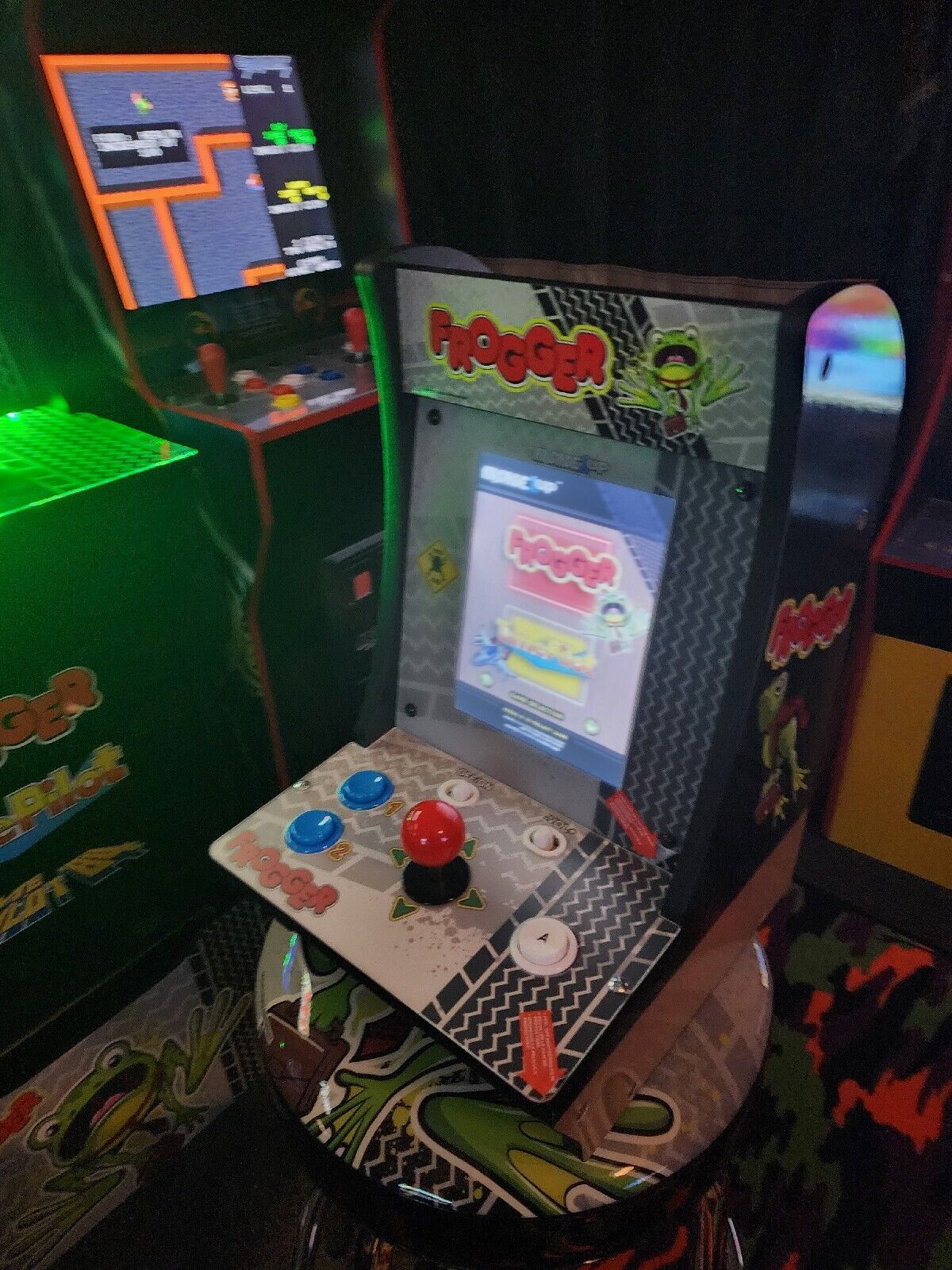 Arcade1up Frogger Counter-Cade  RARE Excel Cond