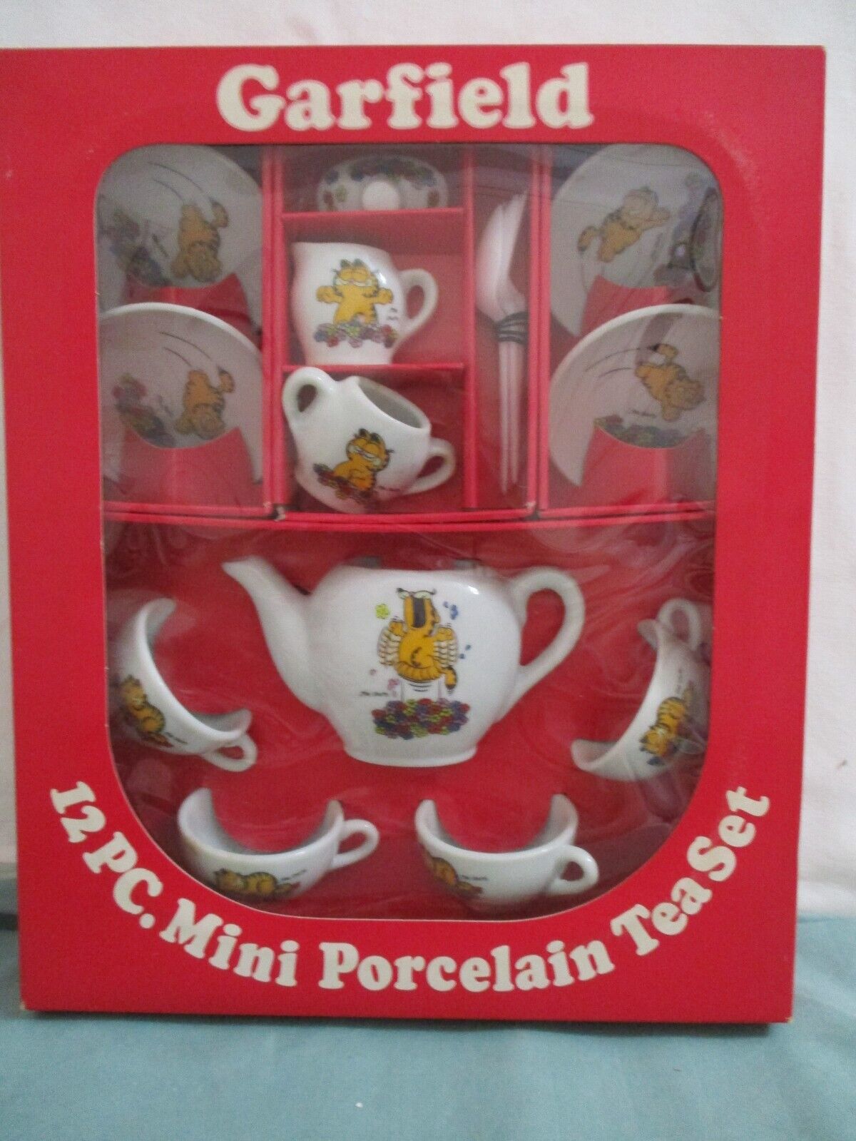 Enesco 1978 Garfield miniature porcelain 12 piece tea set new