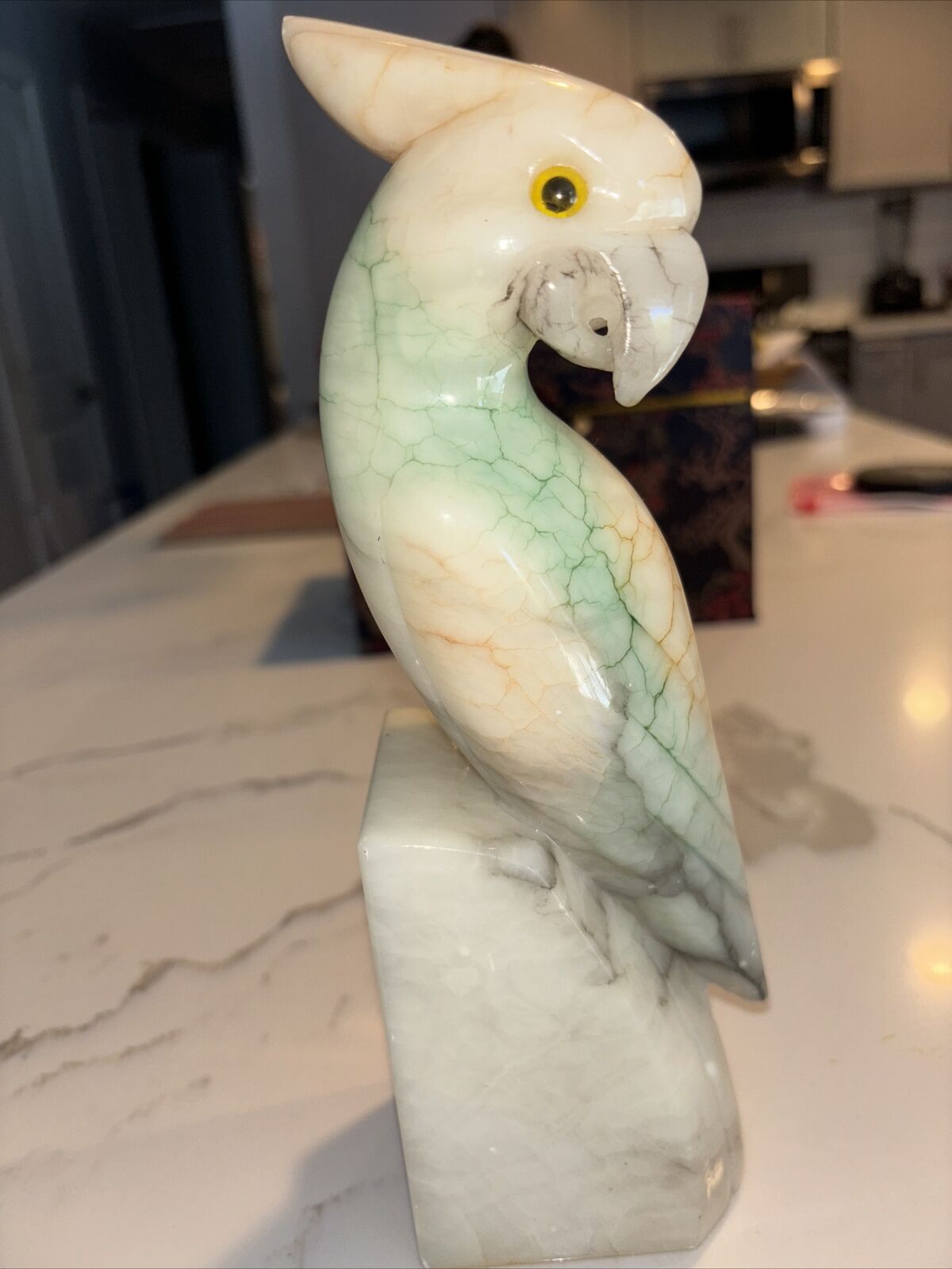 Vtg. BB Parrot Genuine Alabaster Carved Italy 10”x3”