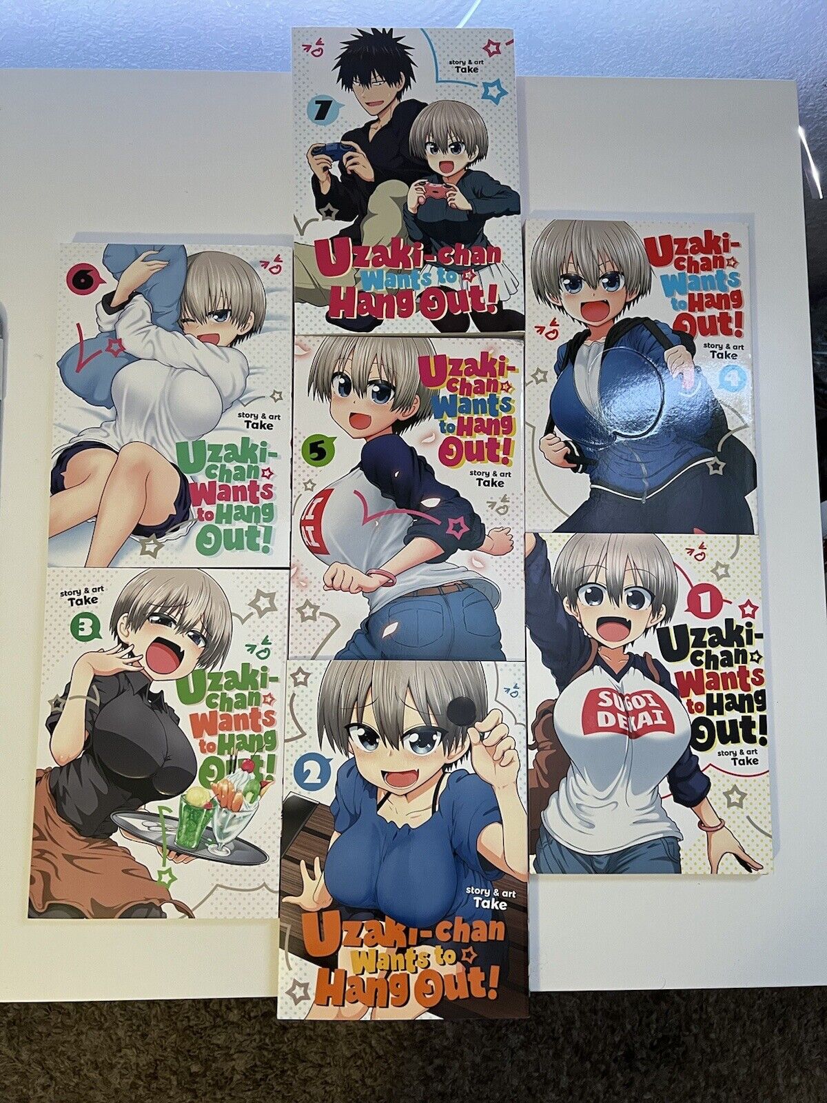 Uzaki-chan Wants to Hang Out Vol 1-7 Manga English