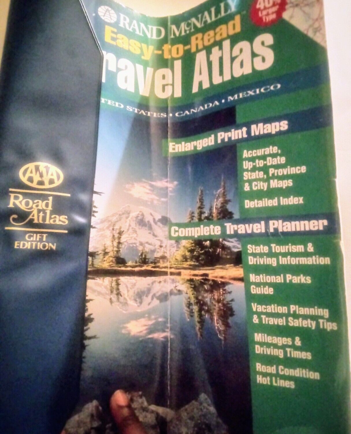 Vintage AAA Road Atlas Rand McNally Easy-To-Read Gift Edition USA,Canda, Mexico 