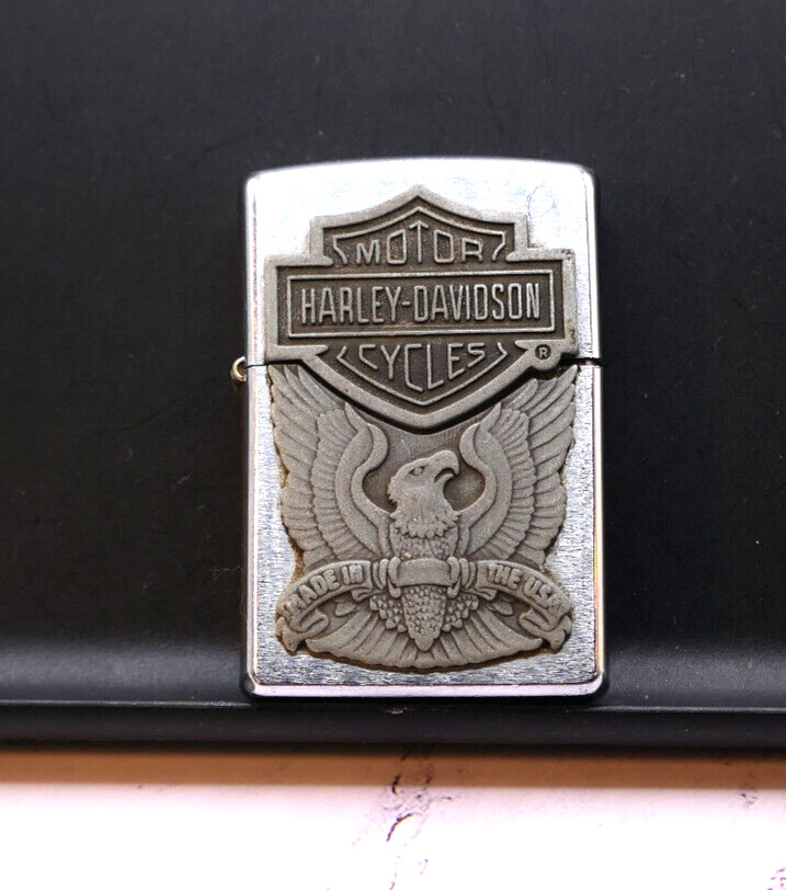 ZIPPO 2003 HARLEY DAVIDSON MADE IN USA EAGLE WINGS LIGHTER