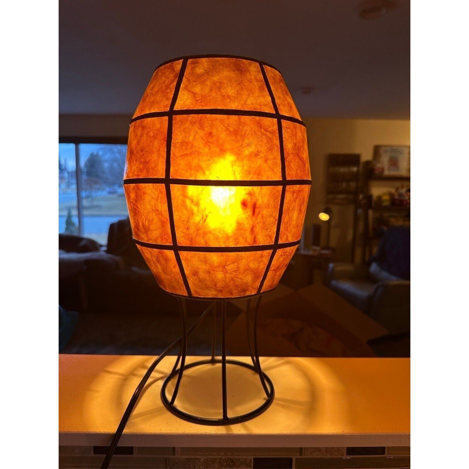 Vintage Amber Bee Hive Table lamp