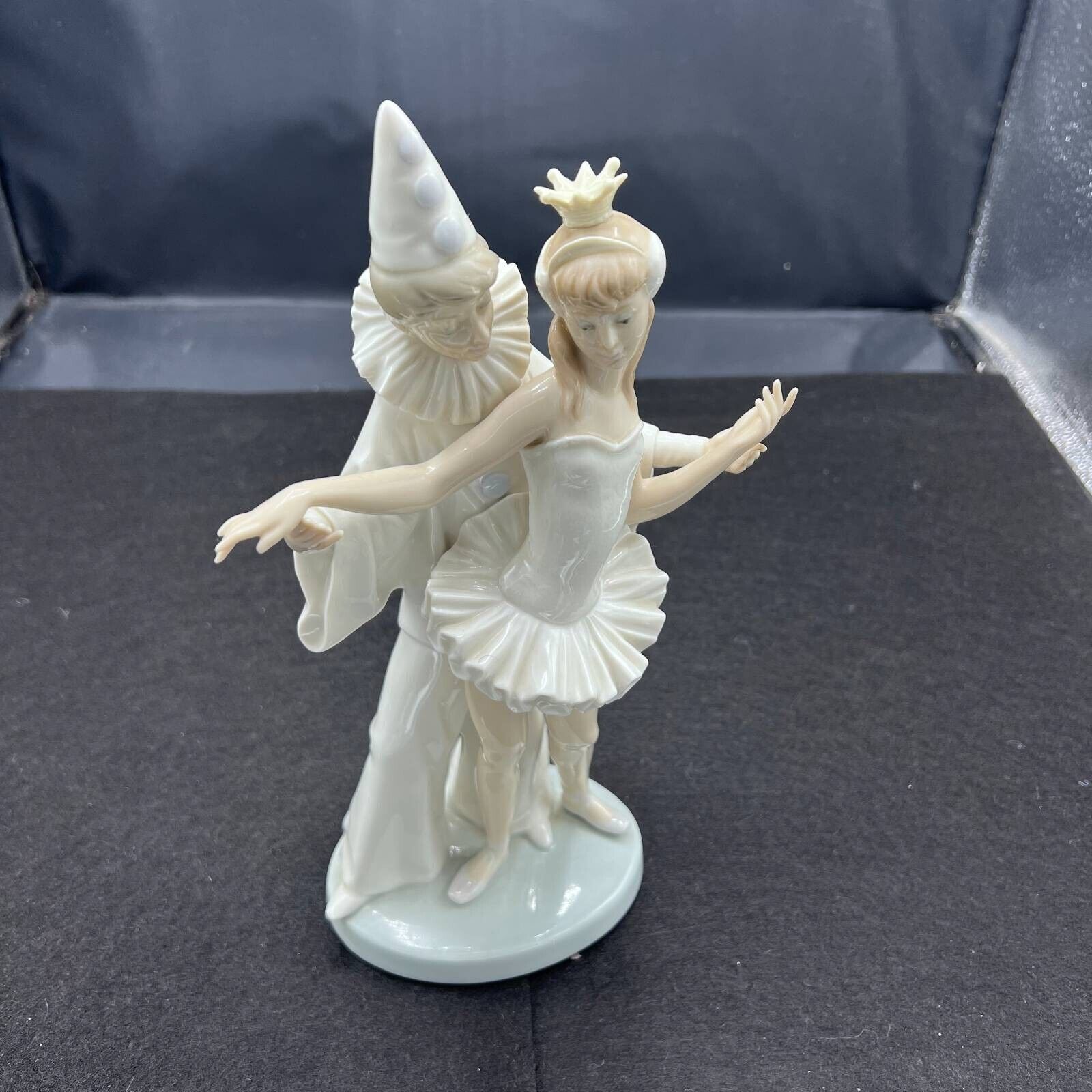 Lladro Porcelain Figurine Clown Ballerina 4882 Carnival Couple (Broken Thumb)
