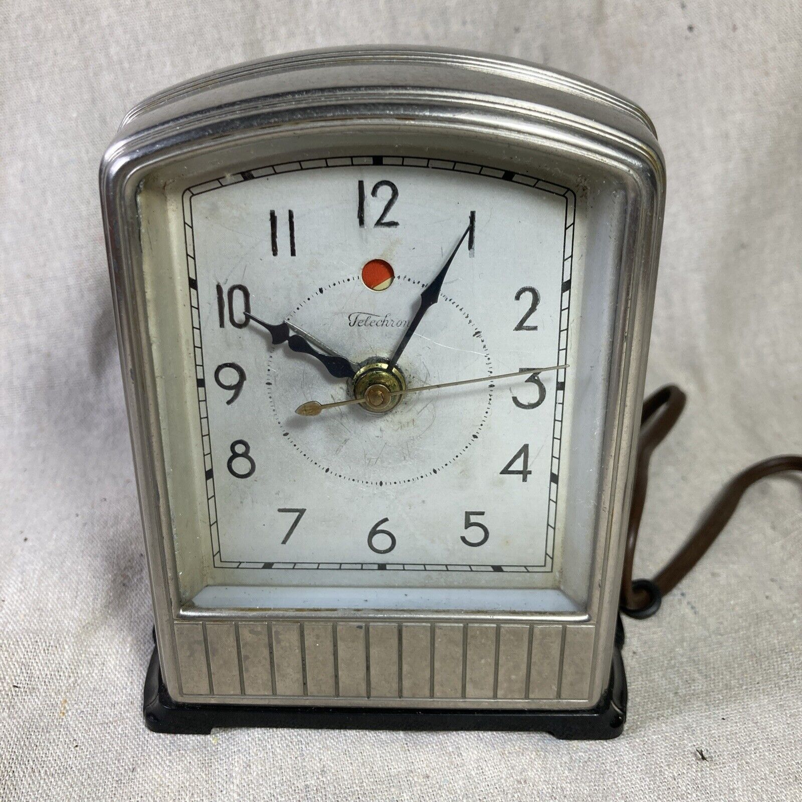 vintage telechron alarm clock model 711 deco *used/not functioning*see descrip