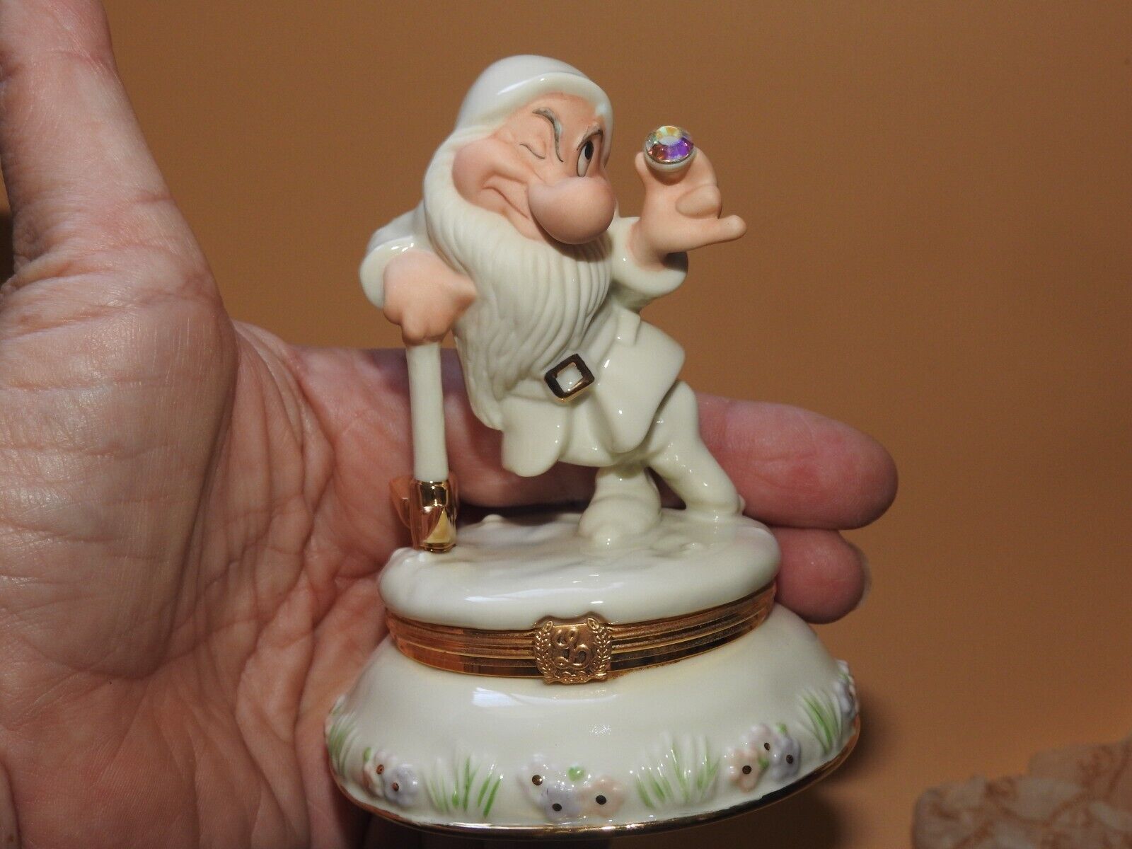 Lenox Disney Grumpy’s Treasure Box Figurine Snow White & Seven Dwarfs Collectors