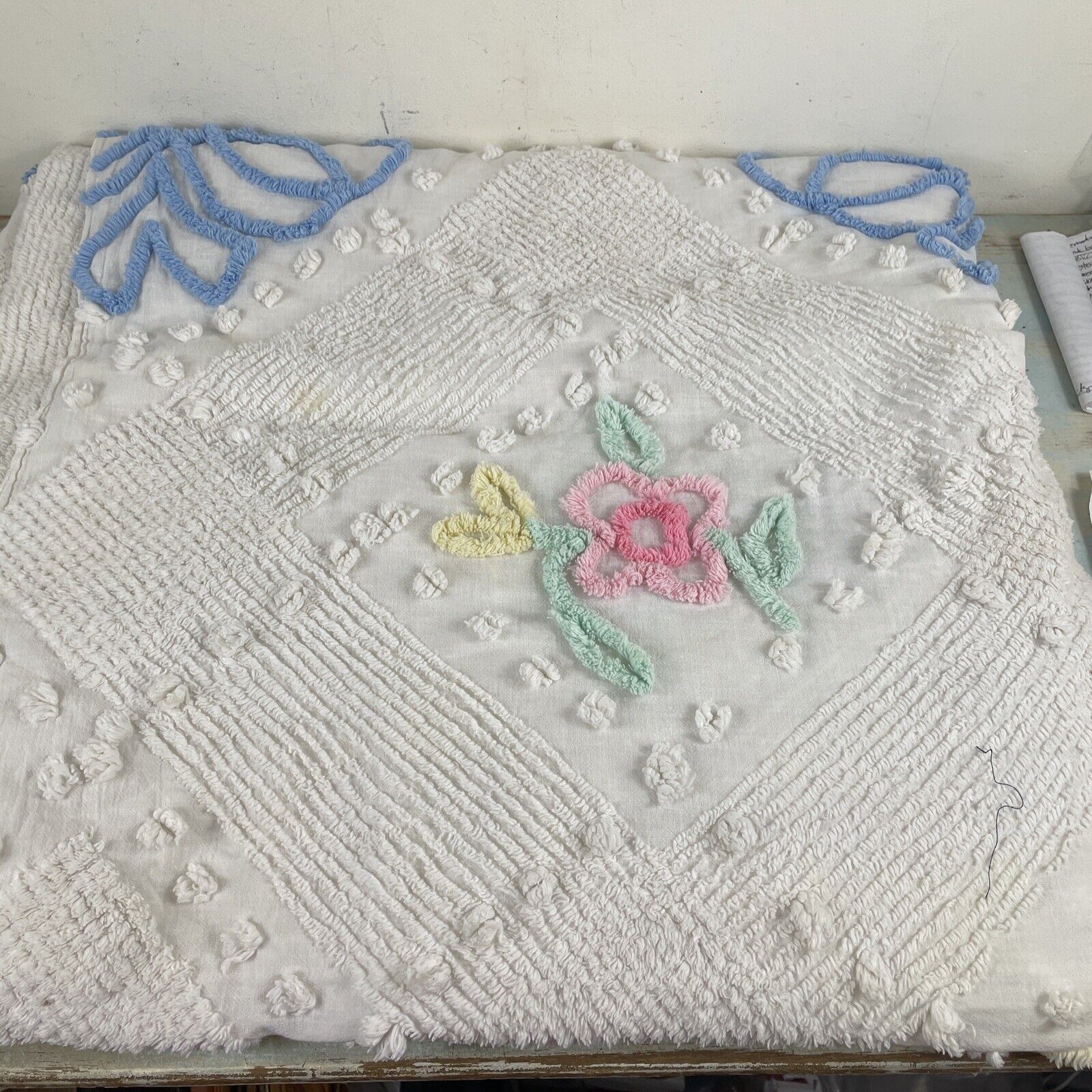 Vintage White FLORAL CHENILLE Bedspread 86x97 ~ Craft Cutter Repurpose