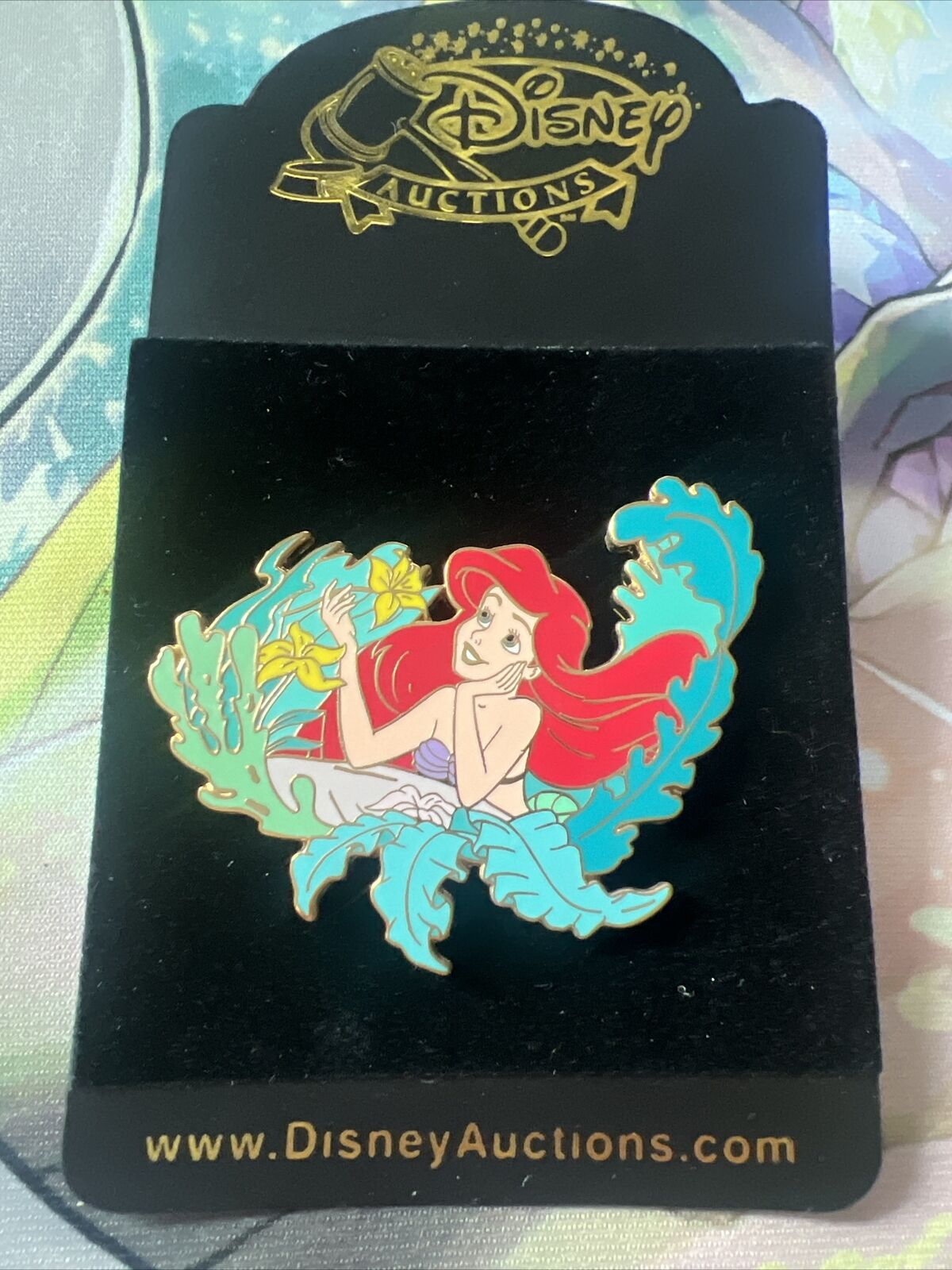 Disney Auctions Pin - The Little Mermaid Ariel Daydreaming LE 1000 ON CARD
