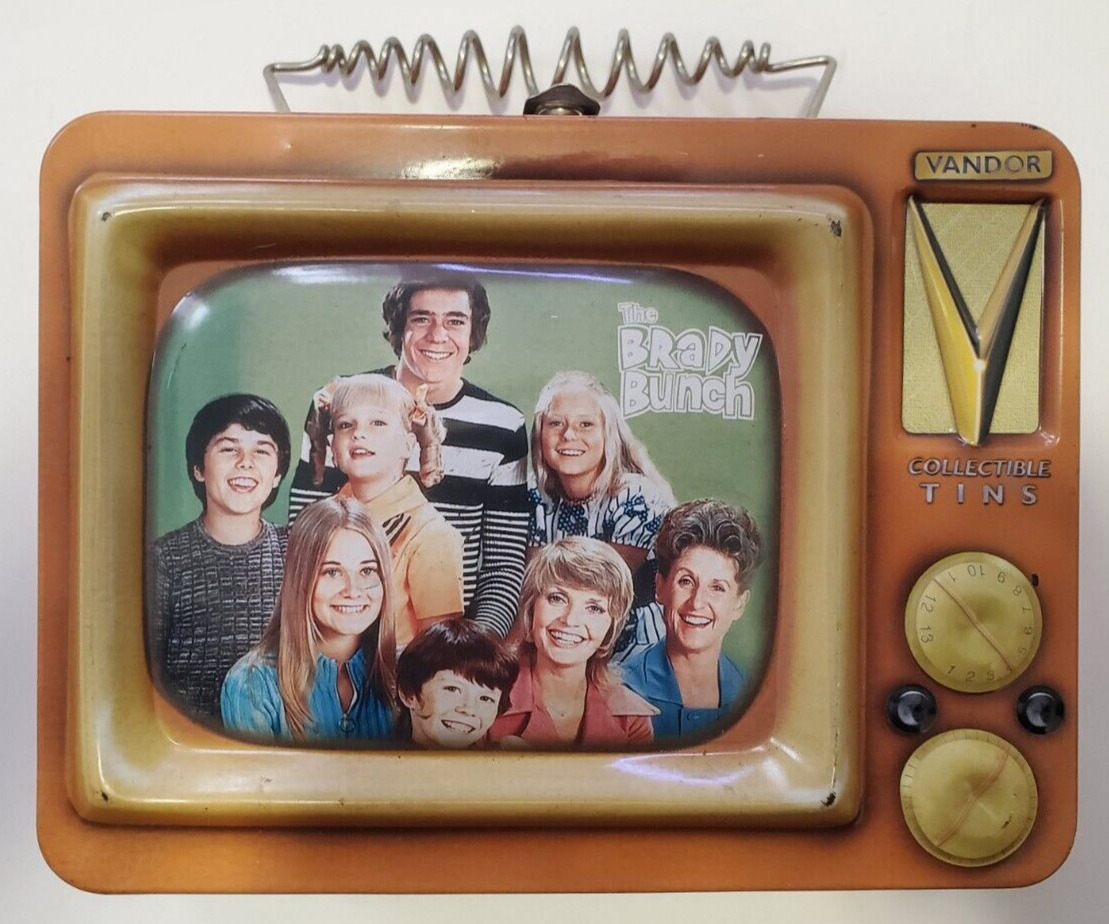 Vintage Vandor 1999 Brady Bunch Metal TV Set Lunch Box Style Collectible Tin 