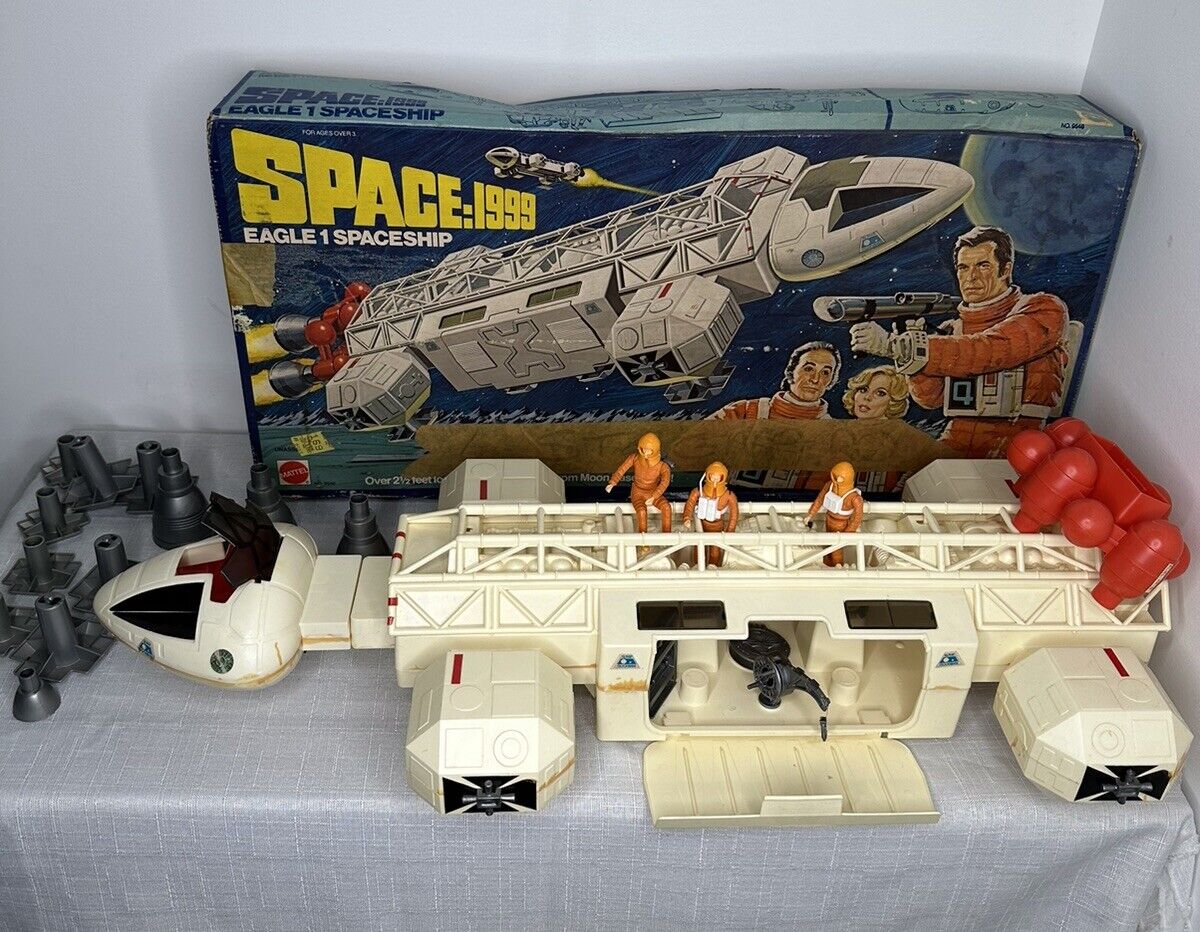 Vintage 1976 Mattel Space 1999 Eagle 1 Spaceship W/ Original Box
