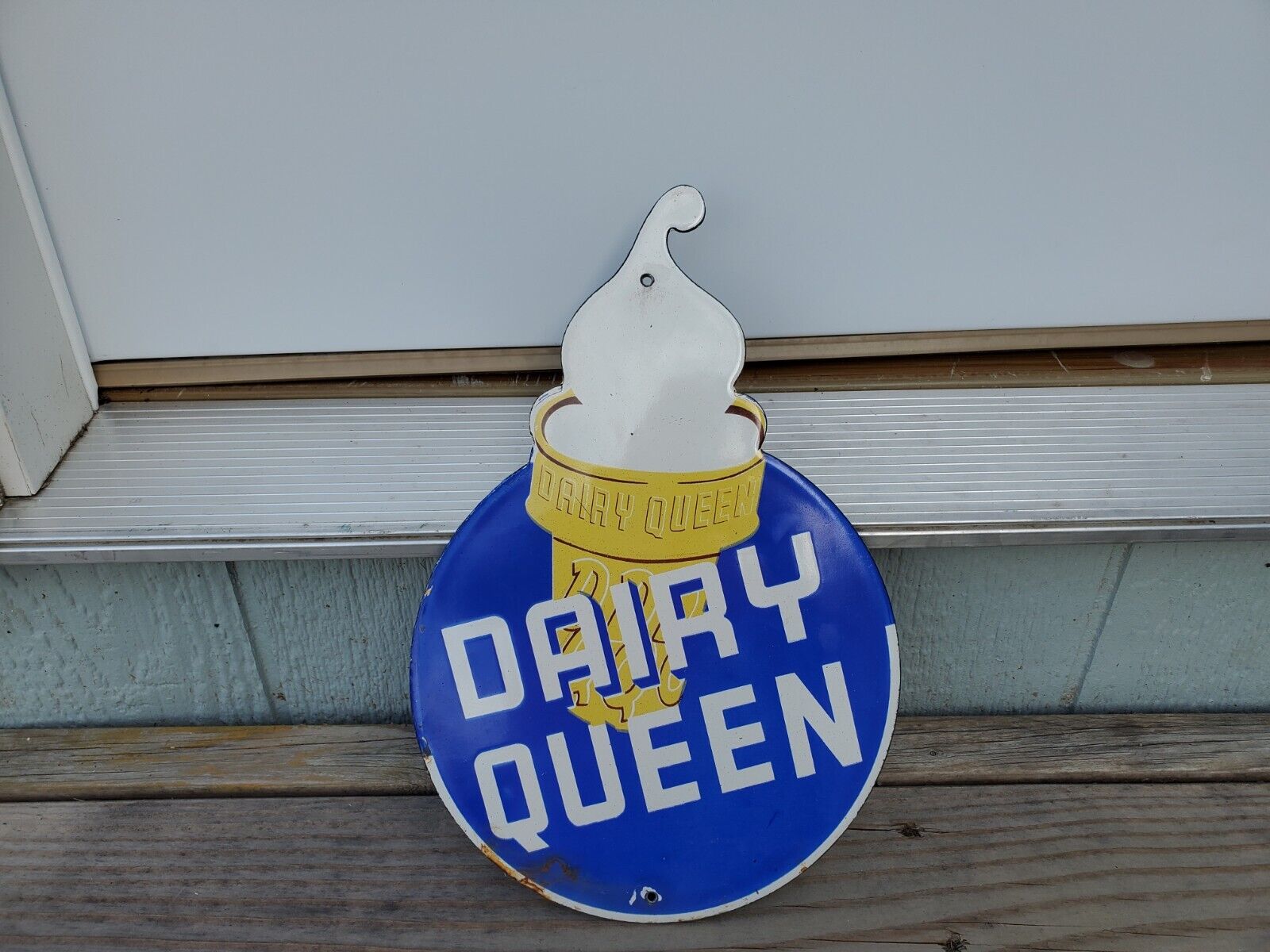 VINTAGE DAIRY QUEEN ICE CREAM 8.5” PORCELAIN GAS OIL SIGN