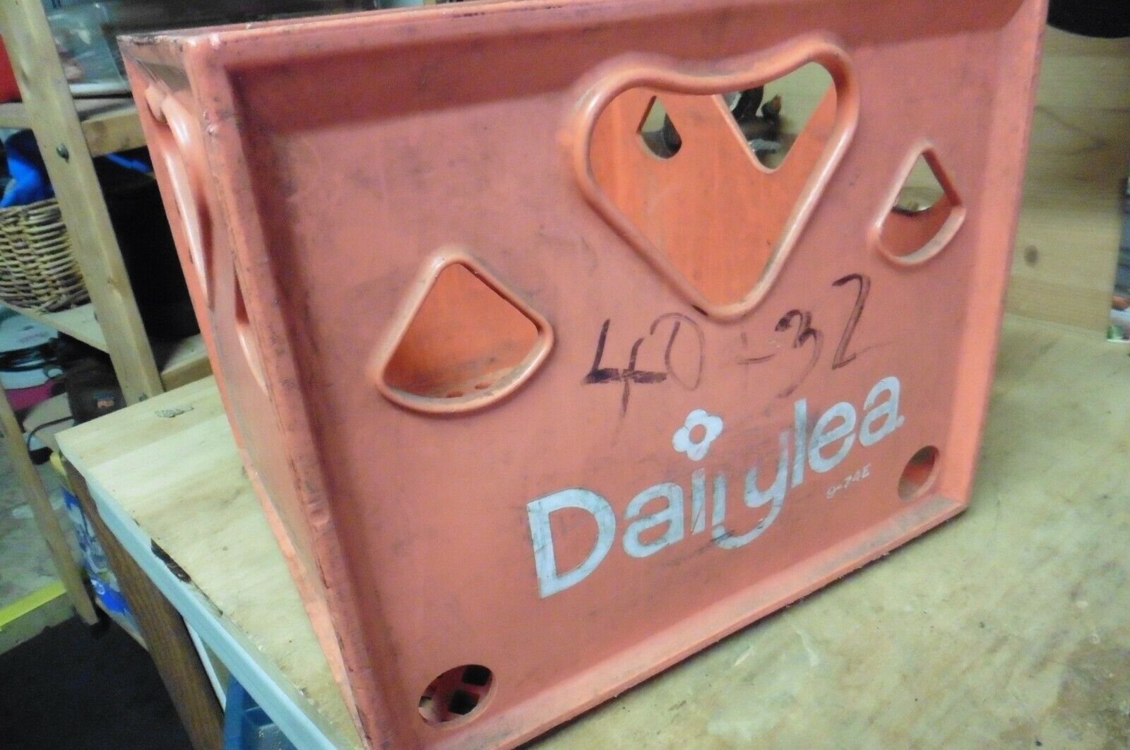 Vtg Milk Crate Dairylea Solid style 1974 Heart shape advertising rare Pink 