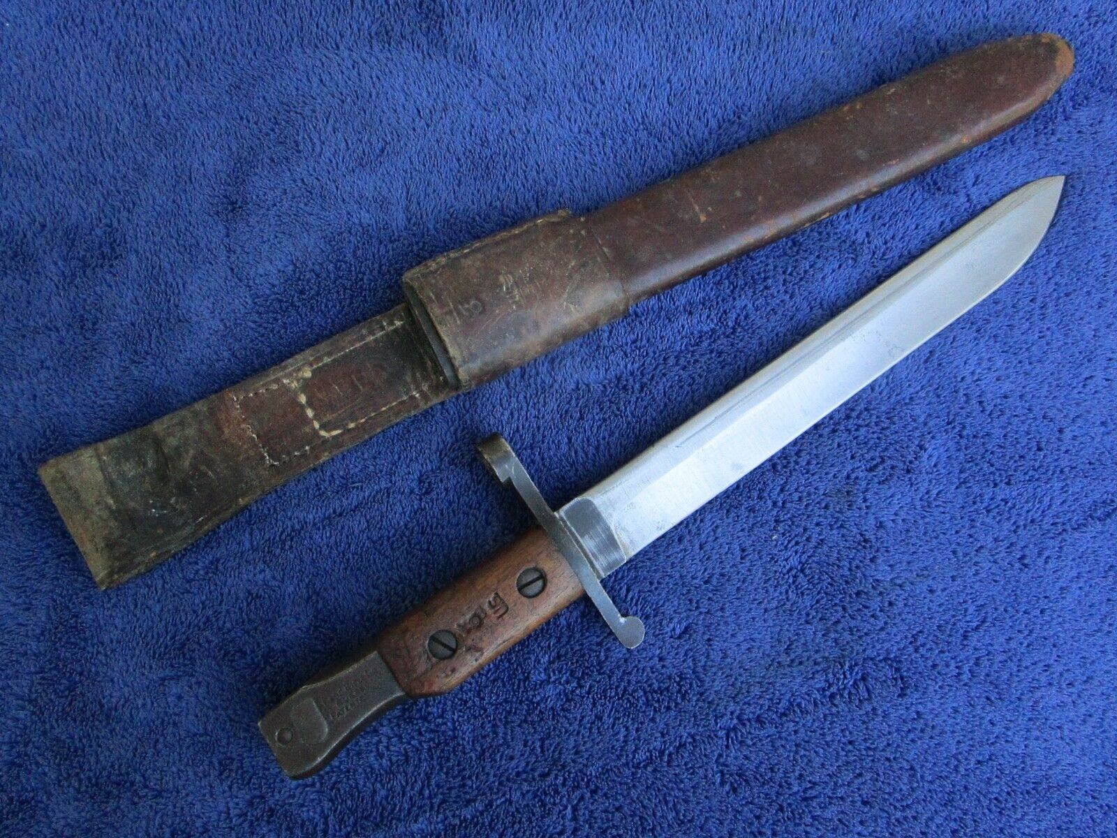 RARE ORIGINAL US MILITARY M1908 CANADIAN ROSS BAYONET AND SCABBARD WITH FROG