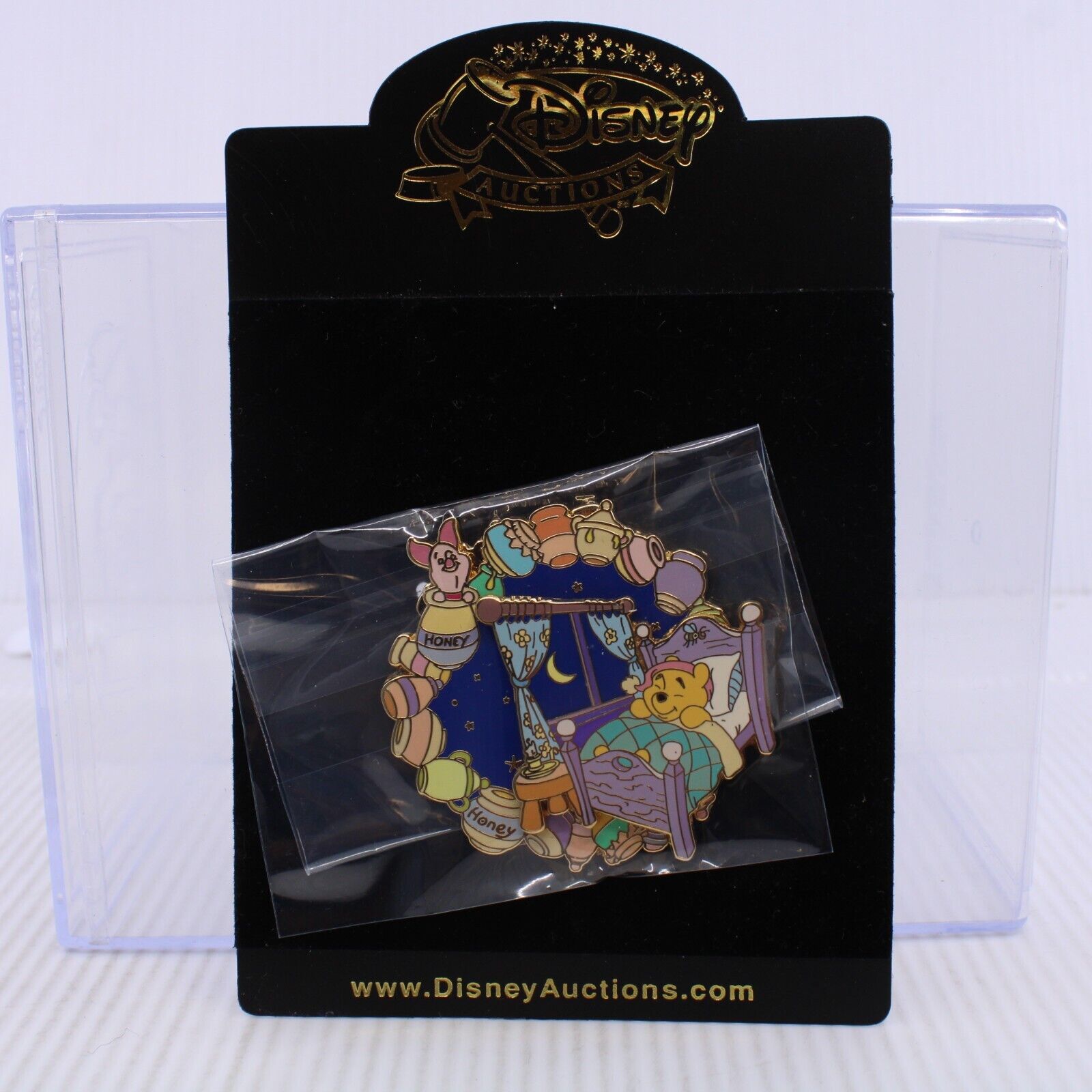 B5 Disney Auctions DA LE Pin Winnie the Pooh Dreaming Piglet Spinner