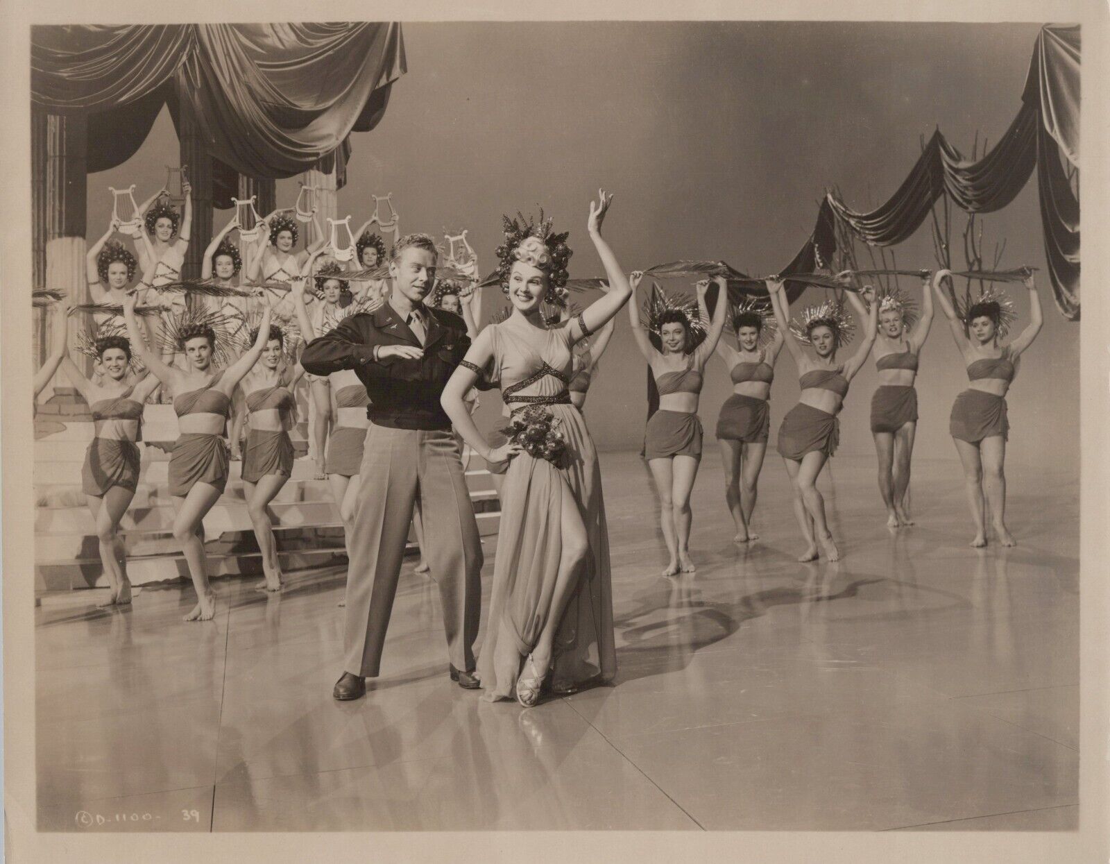 Adele Jergens + Marc Platt in Down to Earth (1947) ❤ Vintage Photo K 512
