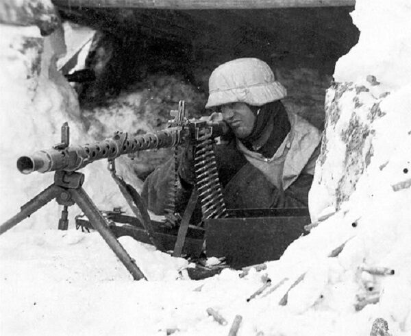 German Soldier in Snow Gear taking aim with Machine Gun 8