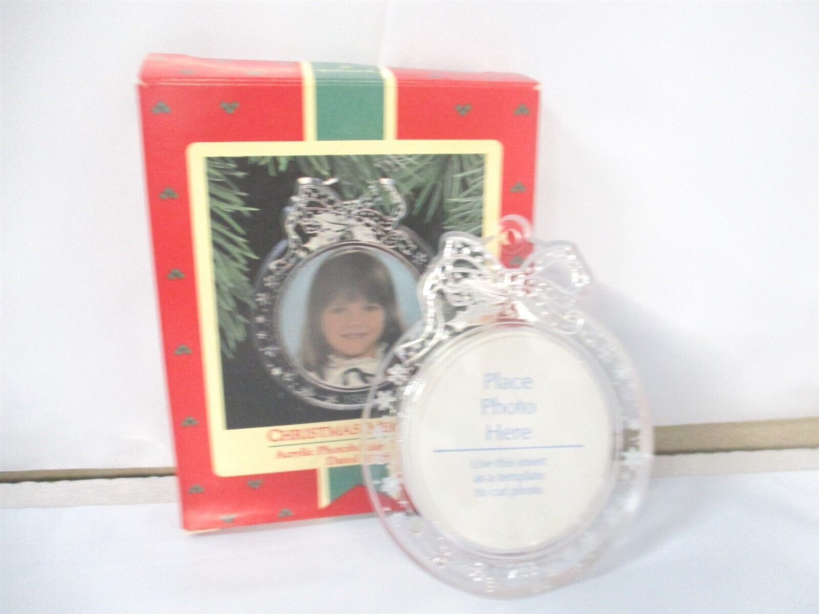 Hallmark 1988 Christmas Memories Acrylic Photo Holder Keepsake Ornament 