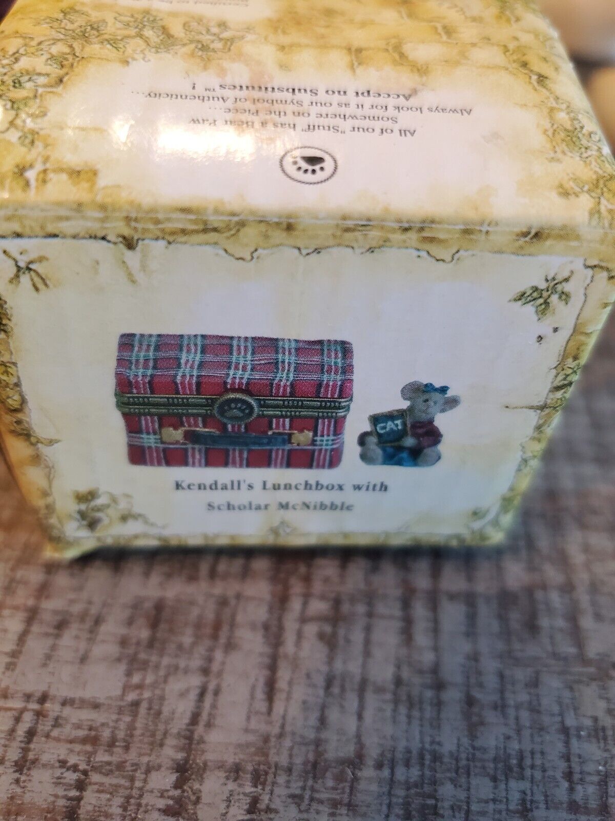 Boyds Bears Treasure Box Kendall's Lunch Box with Scholar McNibble Complete 2003